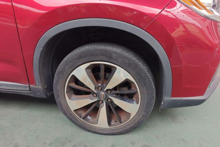 Used GAC Trumpchi GS4 2018 235T Automatic Two-Wheel Drive Luxury Smart Connectivity Version Right Front Wheel Hub