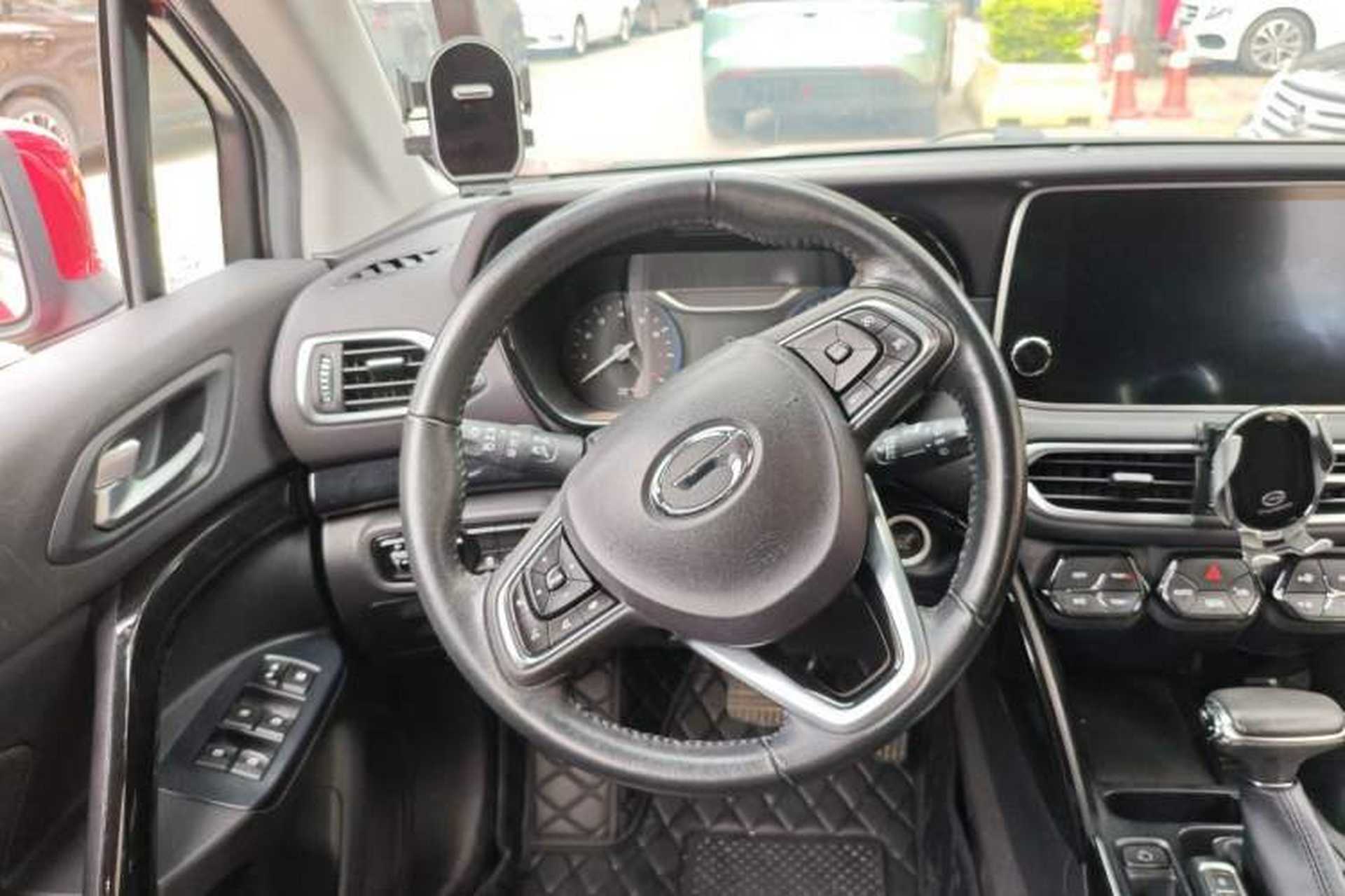 Used GAC Trumpchi GS4 2018 235T Automatic Two-Wheel Drive Luxury Smart Connectivity Version Steering Wheel