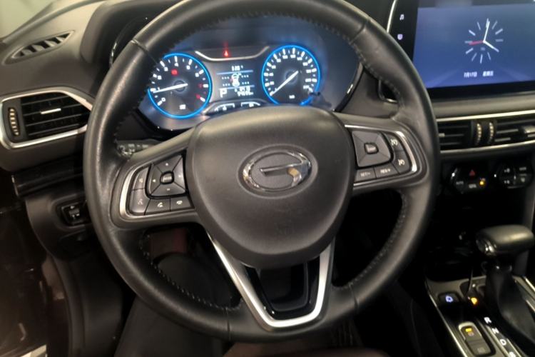 Used GAC Trumpchi GS4 2018 235T Automatic Two-Wheel Drive Luxury Smart Connectivity Version Steering Wheel