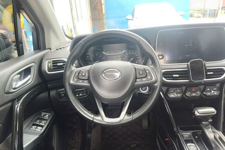 Used GAC Trumpchi GS4 2018 235T Automatic Two-Wheel Drive Luxury Smart Connectivity Version Steering Wheel
