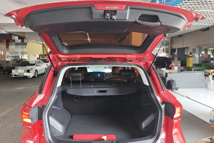 Used GAC Trumpchi GS4 2018 235T Manual Two-Wheel Drive Elite Edition Trunk