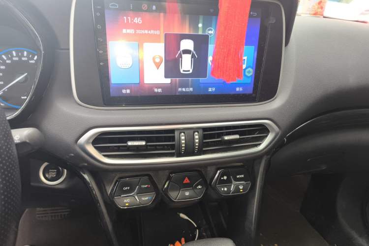 Used GAC Trumpchi GS4 2018 235T Automatic Two-Wheel Drive Elite Millionth Anniversary Edition Audio And AC Panel