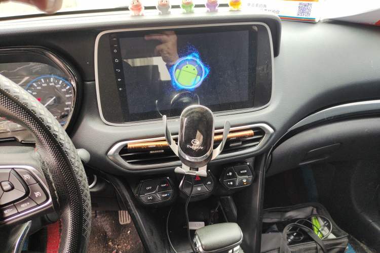 Used GAC Trumpchi GS4 2018 235T Automatic Two-Wheel Drive Elite Edition Audio And AC Panel