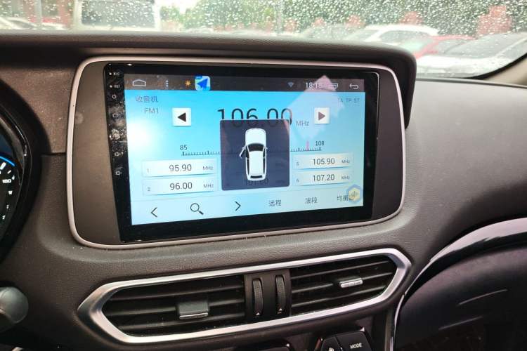 Used GAC Trumpchi GS4 2018 200T G-DCT Two-Wheel Drive Elite Edition Audio And AC Panel