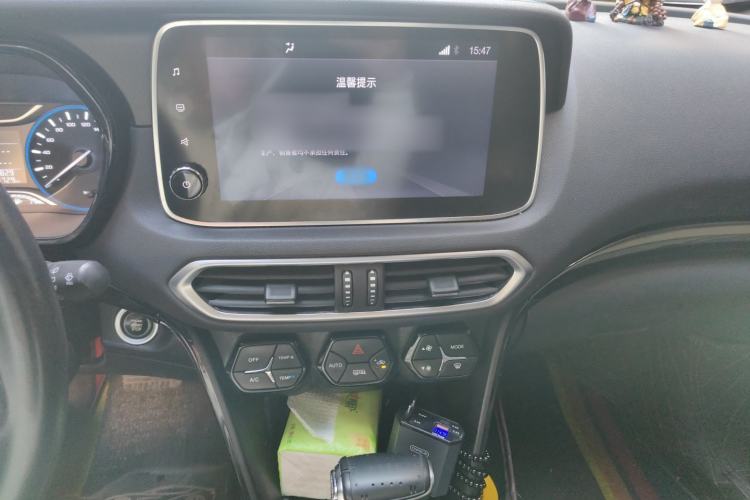 Used GAC Trumpchi GS4 2018 235T Automatic Two-Wheel Drive Luxury Smart Connectivity Version Audio And AC Panel