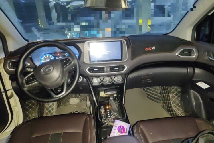 Used GAC Trumpchi GS4 2018 235T Automatic Two-Wheel Drive Elite Edition Center Console