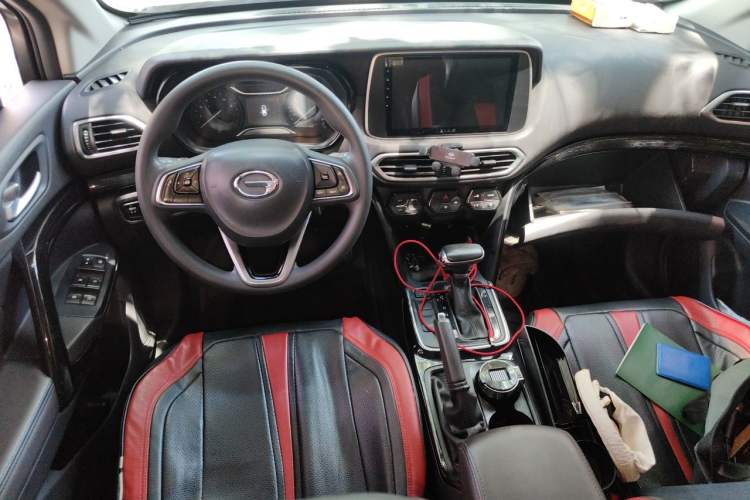Used GAC Trumpchi GS4 2018 200T G-DCT Two-Wheel Drive Elite Edition Center Console