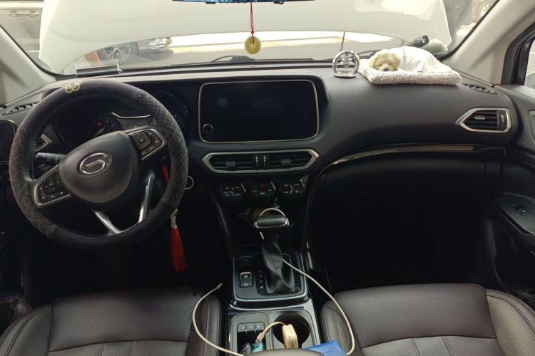 Used GAC Trumpchi GS4 2018 235T Automatic Two-Wheel Drive Luxury Smart Connectivity Version Center Console