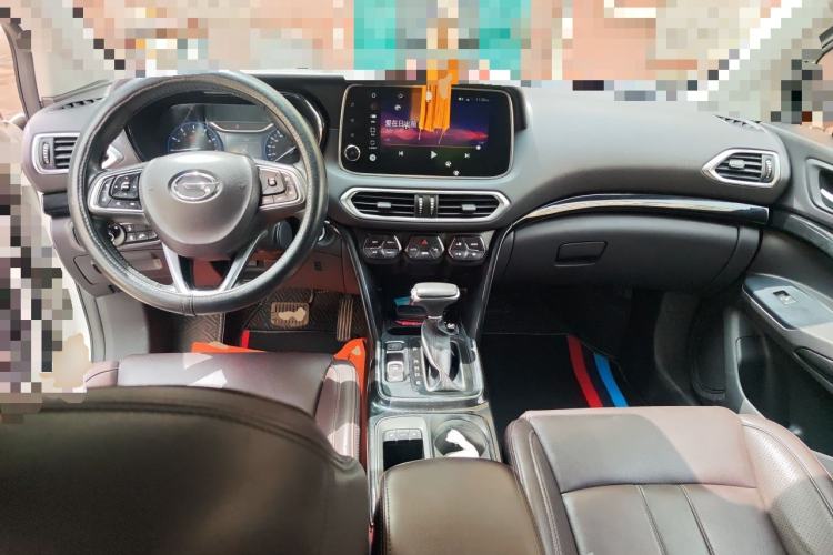 Used GAC Trumpchi GS4 2018 235T Automatic Two-Wheel-Drive Supreme Edition Center Console