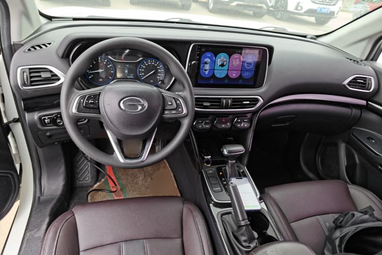 Used GAC Trumpchi GS4 2018 200T G-DCT Two-Wheel Drive Elite Edition Center Console