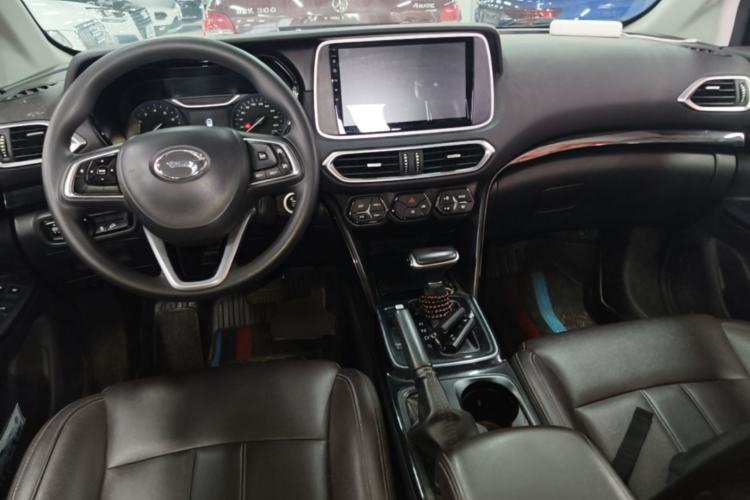 Used GAC Trumpchi GS4 2018 200T G-DCT Two-Wheel Drive Elite Edition Center Console