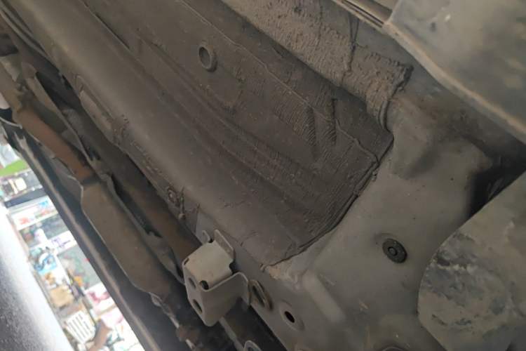 Used GAC Trumpchi GS4 2018 235T Automatic Two-Wheel Drive Elite Edition Chassis Front Right