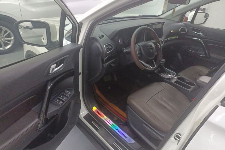 Used GAC Trumpchi GS4 2018 235T Automatic Two-Wheel Drive Elite Millionth Anniversary Edition Driver Seat