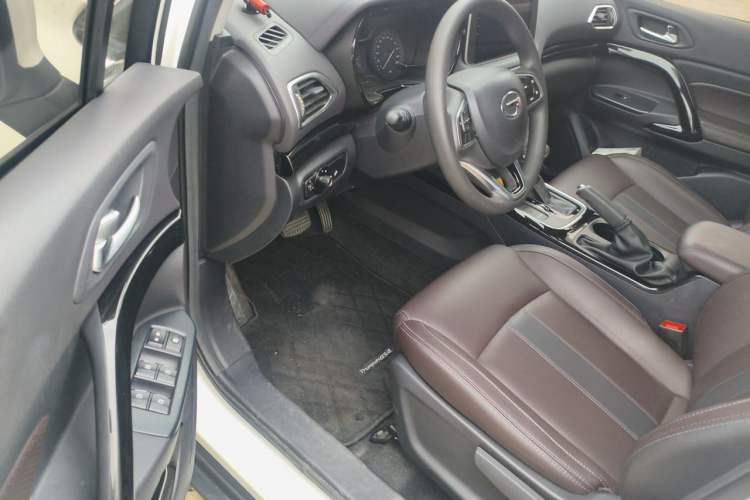 Used GAC Trumpchi GS4 2018 200T G-DCT Two-Wheel Drive Elite Edition Driver Seat