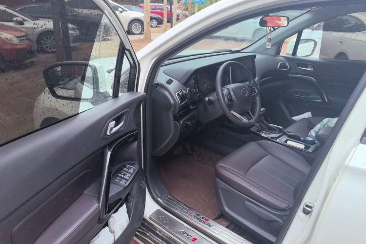 Used GAC Trumpchi GS4 2018 235T Automatic Two-Wheel Drive Elite Edition Driver Seat