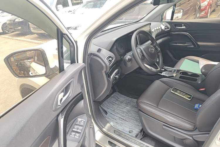 Used GAC Trumpchi GS4 2018 235T Automatic Two-Wheel Drive Elite Edition Driver Seat