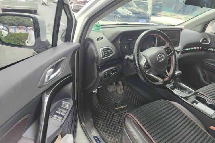 Used GAC Trumpchi GS4 2018 235T Automatic Two-Wheel Drive Elite Millionth Anniversary Edition Driver Seat