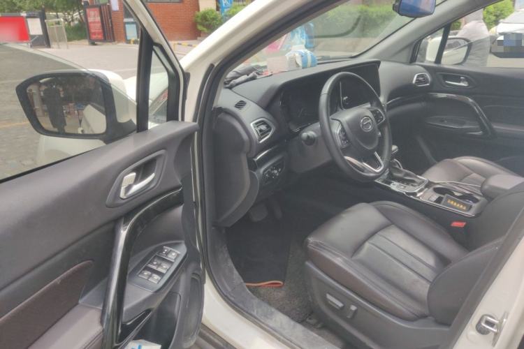 Used GAC Trumpchi GS4 2018 235T Automatic Two-Wheel Drive Luxury Smart Connectivity Version Driver Seat