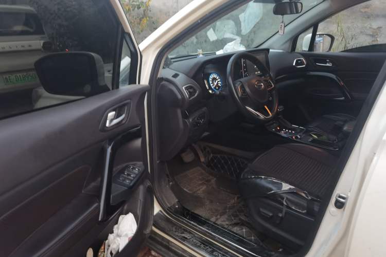 Used GAC Trumpchi GS4 2018 235T Automatic Two-Wheel Drive Luxury Smart Connectivity Version Driver Seat
