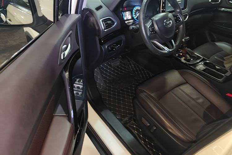Used GAC Trumpchi GS4 2018 235T Automatic Two-Wheel Drive Luxury Smart Connectivity Millionth Anniversary Edition Driver Seat