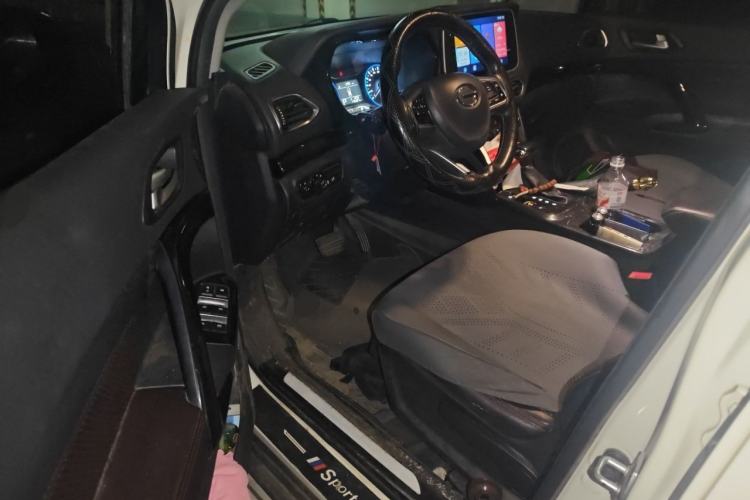 Used GAC Trumpchi GS4 2018 235T Automatic Two-Wheel Drive Elite Millionth Anniversary Edition Driver Seat