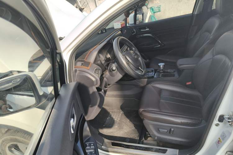 Used GAC Trumpchi GS4 2018 235T Automatic Two-Wheel-Drive Supreme Edition Driver Seat