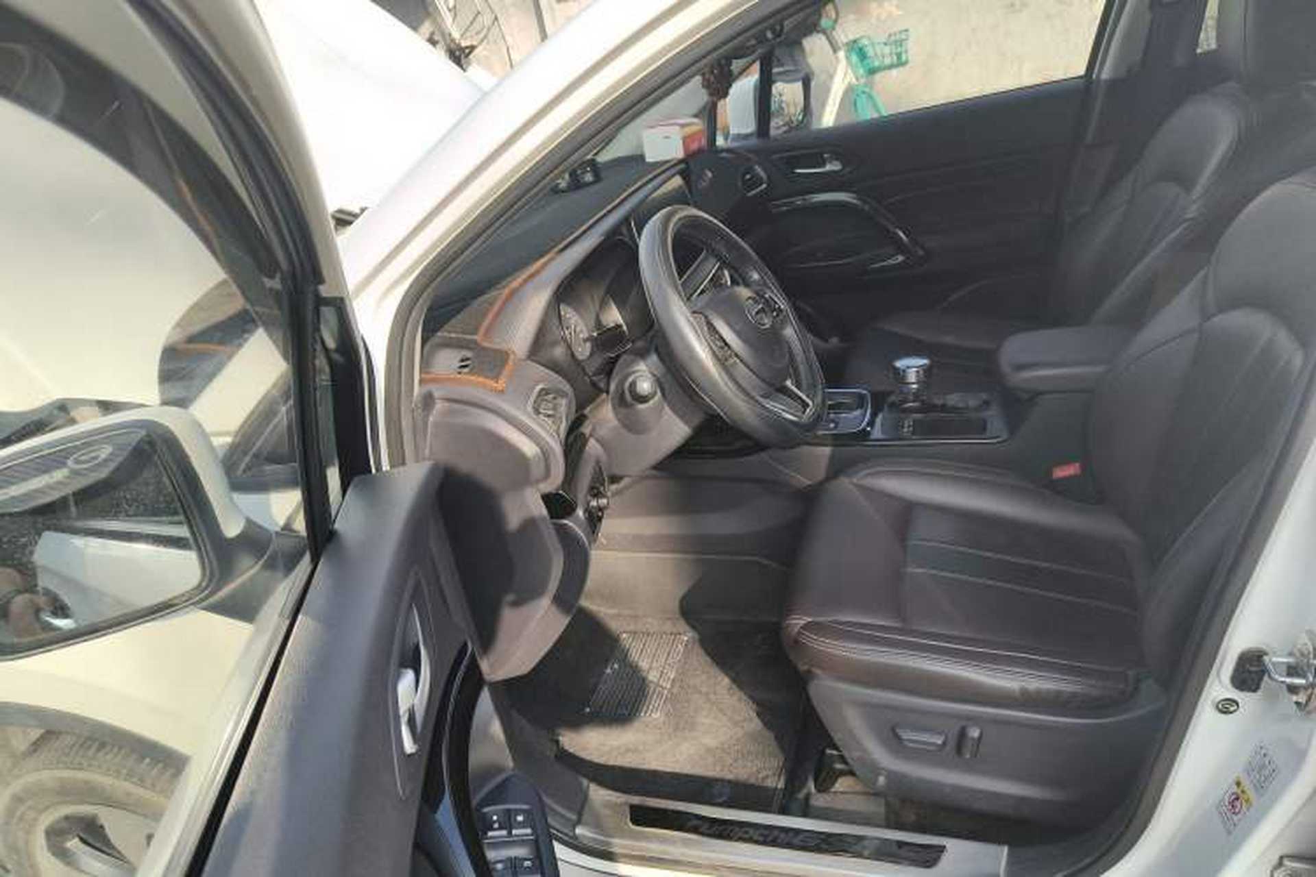 Used GAC Trumpchi GS4 2018 235T Automatic Two-Wheel-Drive Supreme Edition Driver Seat