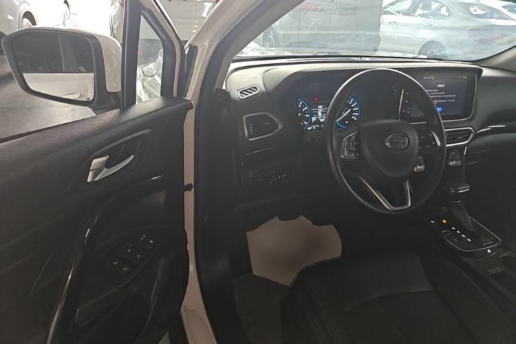 Used GAC Trumpchi GS4 2018 235T Automatic Two-Wheel Drive Luxury Smart Connectivity Version Driver Seat