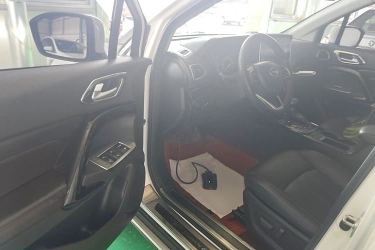 Used GAC Trumpchi GS4 2018 235T Automatic Two-Wheel Drive Luxury Smart Connectivity Millionth Anniversary Edition Driver Seat