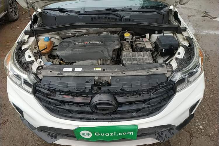 Used GAC Trumpchi GS4 2018 235T Automatic Two-Wheel Drive Elite Edition Engine Bay