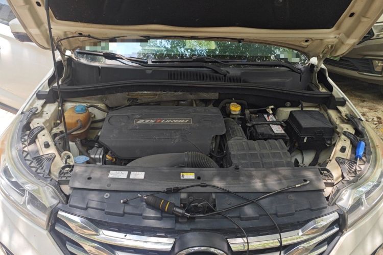 Used GAC Trumpchi GS4 2018 235T Automatic Two-Wheel Drive Luxury Smart Connectivity Version Engine Bay