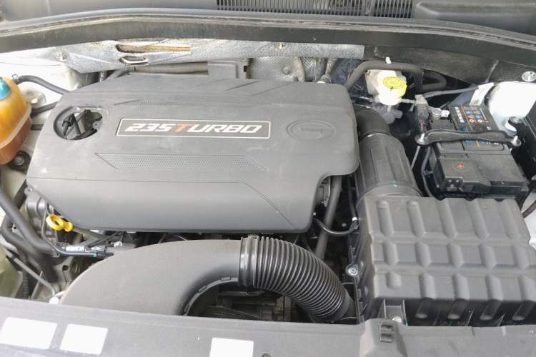 Used GAC Trumpchi GS4 2018 235T Automatic Two-Wheel Drive Elite Edition Engine Bay