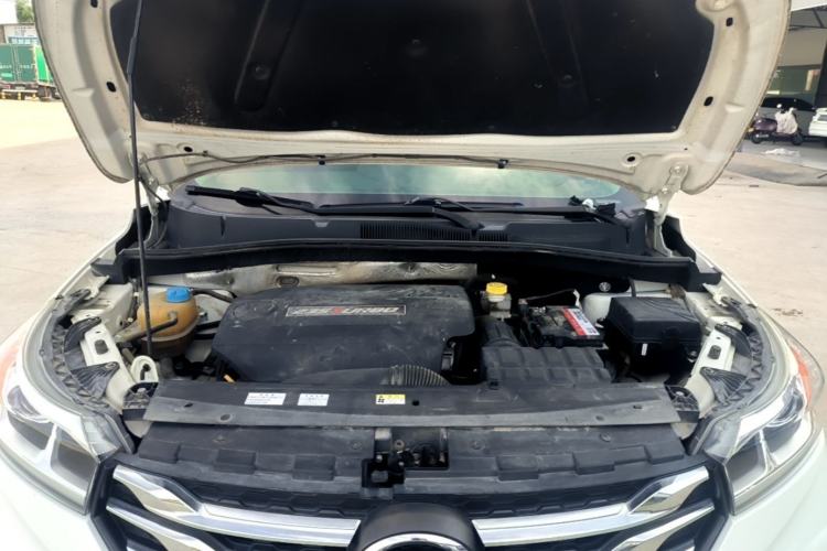 Used GAC Trumpchi GS4 2018 235T Manual Two-Wheel Drive Elite Edition Engine Bay