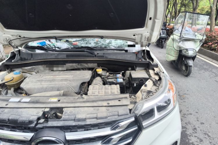 Used GAC Trumpchi GS4 2018 235T Automatic Two-Wheel Drive Elite Millionth Anniversary Edition Engine Bay Left