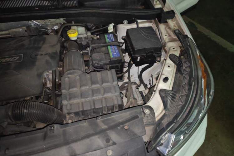 Used GAC Trumpchi GS4 2018 235T Automatic Two-Wheel Drive Elite Edition Engine Bay Left
