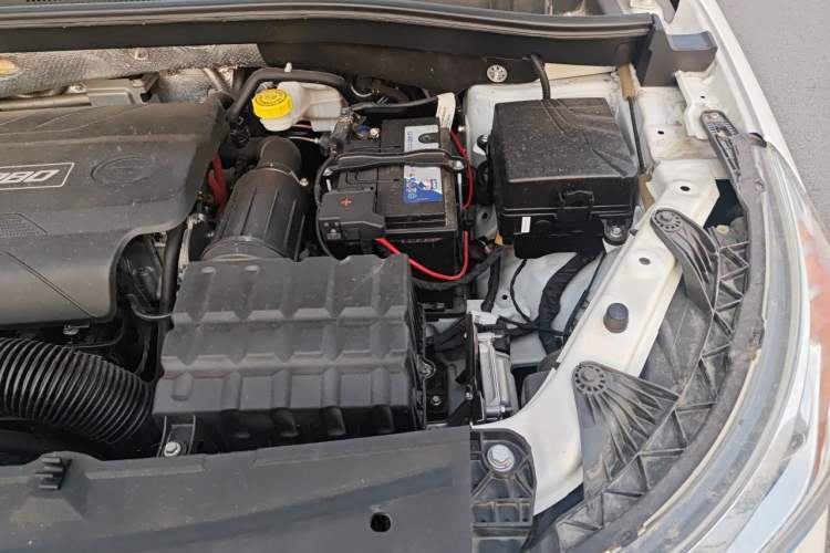 Used GAC Trumpchi GS4 2018 235T Automatic Two-Wheel Drive Elite Edition Engine Bay Left