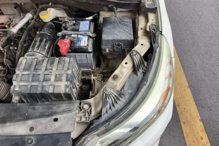 Used GAC Trumpchi GS4 2018 235T Automatic Two-Wheel Drive Luxury Smart Connectivity Version Engine Bay Left