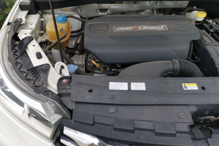 Used GAC Trumpchi GS4 2018 200T Manual Two-Wheel Drive Elite Edition Engine Bay Right