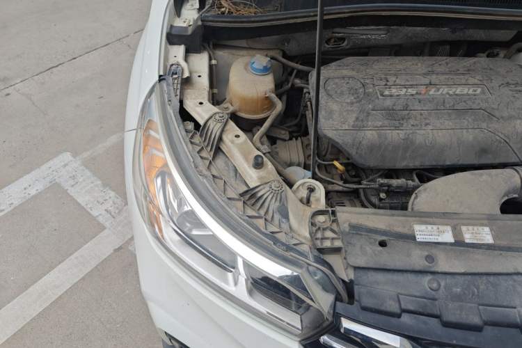 Used GAC Trumpchi GS4 2018 235T Automatic Two-Wheel Drive Elite Edition Engine Bay Right