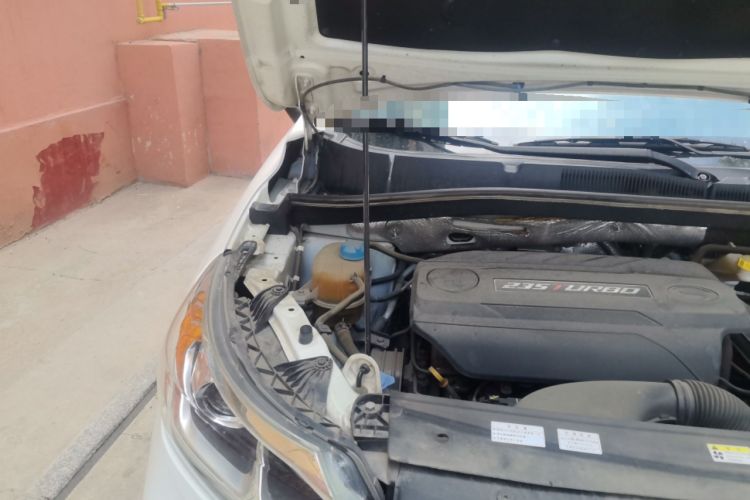 Used GAC Trumpchi GS4 2018 235T Automatic Two-Wheel Drive Elite Millionth Anniversary Edition Engine Bay Right