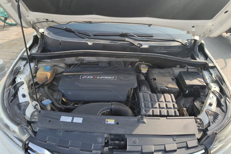 Used GAC Trumpchi GS4 2018 235T Automatic Two-Wheel-Drive Supreme Edition Engine Bay