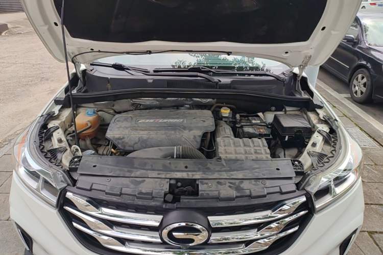Used GAC Trumpchi GS4 2018 235T Automatic Two-Wheel Drive Luxury Smart Connectivity Version Engine Bay