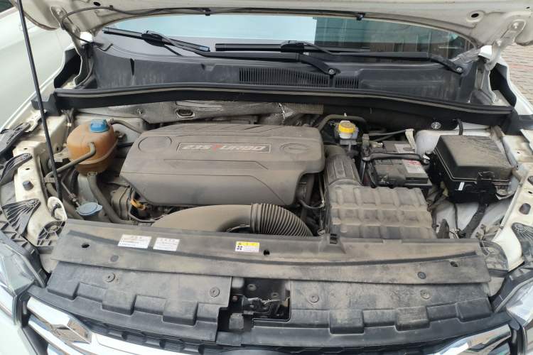 Used GAC Trumpchi GS4 2018 235T Manual Two-Wheel Drive Elite Edition Engine Bay