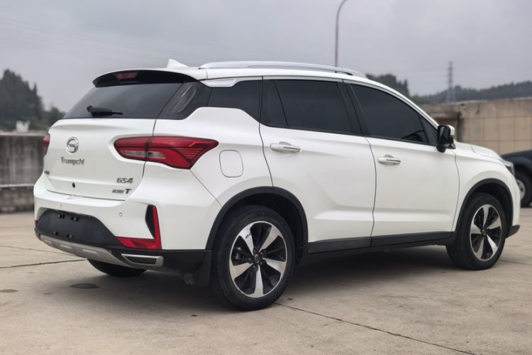 Used GAC Trumpchi GS4 2018 235T Automatic Two-Wheel-Drive Supreme Edition Exterior 2