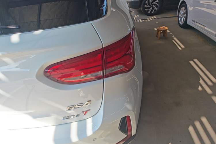 Used GAC Trumpchi GS4 2018 235T Automatic Two-Wheel Drive Luxury Smart Connectivity Millionth Anniversary Edition Exterior 3