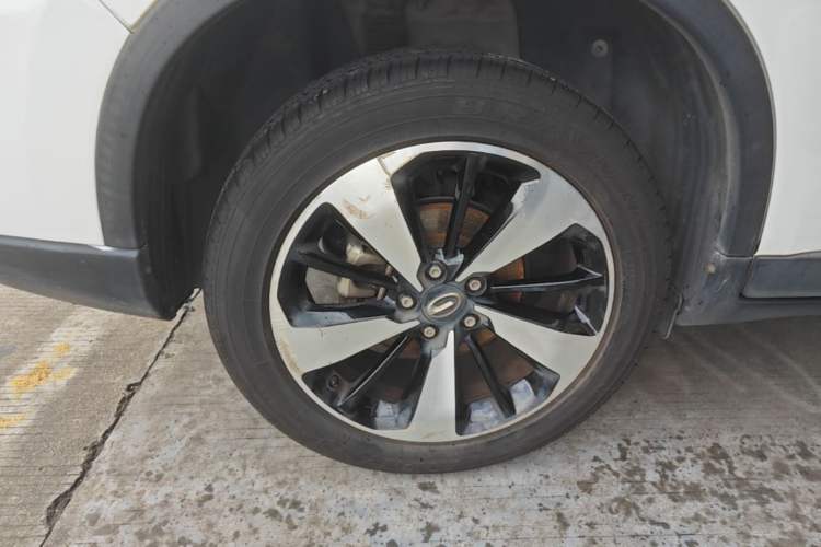 Used GAC Trumpchi GS4 2018 235T Automatic Two-Wheel Drive Luxury Smart Connectivity Version Exterior 5