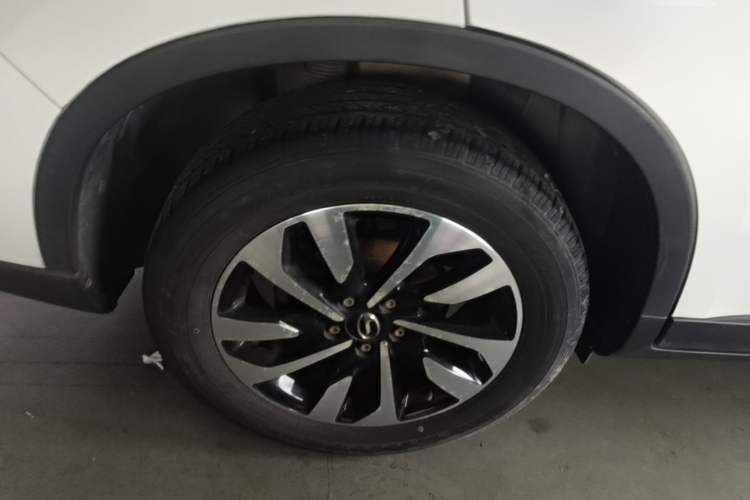 Used GAC Trumpchi GS4 2018 200T G-DCT Two-Wheel Drive Elite Edition Exterior 5