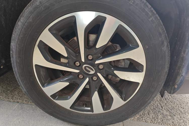 Used GAC Trumpchi GS4 2018 200T G-DCT Two-Wheel Drive Elite Edition Exterior 7