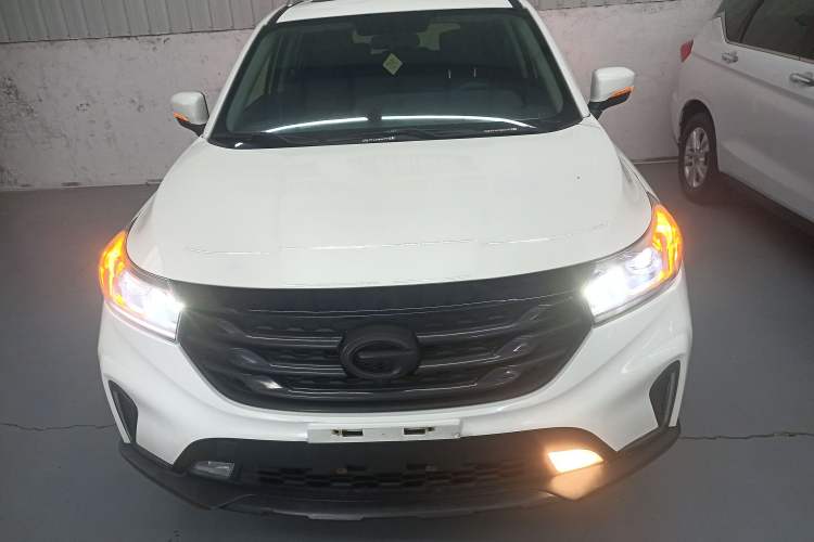 Used GAC Trumpchi GS4 2018 235T Automatic Two-Wheel Drive Elite Millionth Anniversary Edition Front