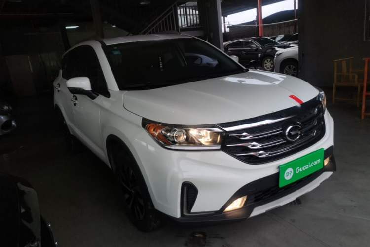 Used GAC Trumpchi GS4 2018 200T G-DCT Two-Wheel Drive Elite Edition Front Right 45 Deg